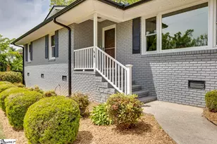 4 Wayne Dr, Taylors, SC 29687 - Photo 3