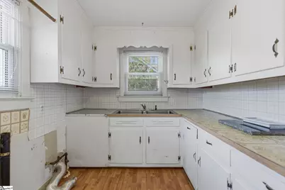 305 E Faris Road, Greenville, SC 29605 - Photo 5