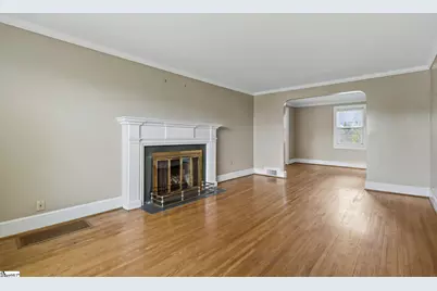 305 E Faris Road, Greenville, SC 29605 - Photo 13