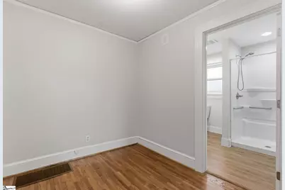 305 E Faris Road, Greenville, SC 29605 - Photo 9