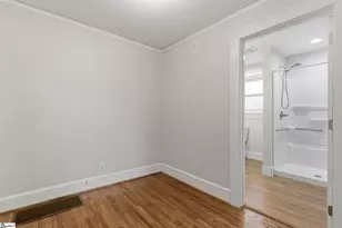 305 E Faris Rd, Greenville, SC 29605 - Photo 9