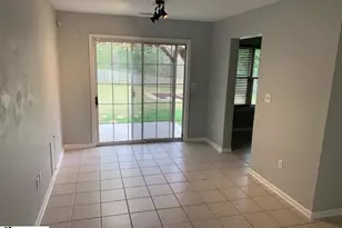 221 Twin Falls Dr, Simpsonville, SC 29680 - Photo 3