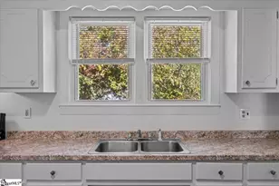 228 Grandview Dr, Spartanburg, SC 29303 - Photo 7