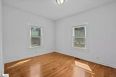 228 Grandview Drive, Spartanburg, SC 29303 - Photo 11