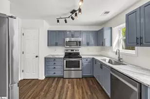 17 Summerfield Ct, Simpsonville, SC 29680 - Photo 7