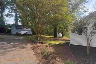 385 Wall St, Campobello, SC 29322 - Photo 7