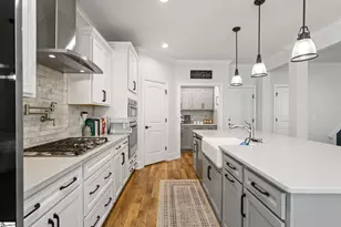 504 Forest Edge Ct, Simpsonville, SC 29681 - Photo 11