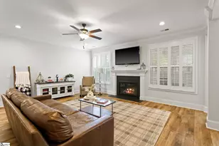 504 Forest Edge Ct, Simpsonville, SC 29681 - Photo 9