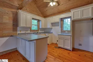 1810 Skunk Hollow Rd, Campobello, SC 29322 - Photo 7