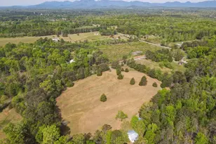 1810 Skunk Hollow Rd, Campobello, SC 29322 - Photo 43