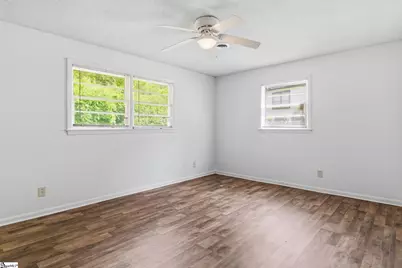 572 Wildwood Drive, Spartanburg, SC 29306 - Photo 17