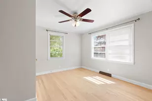 607 W Farley Ave, Laurens, SC 29360 - Photo 27