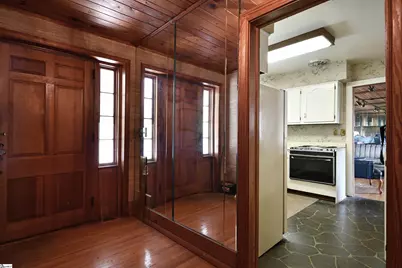 823 Altamont Road, Greenville, SC 29609 - Photo 11