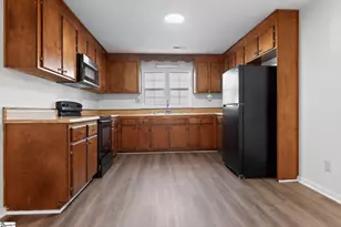 109 Washington Ave, Gaffney, SC 29340 - Photo 9