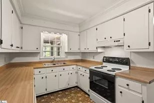 206 Paris View Dr, Travelers Rest, SC 29690 - Photo 9