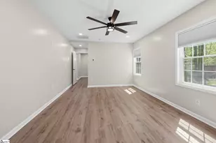 2140 Geer Hwy, Travelers Rest, SC 29690 - Photo 11