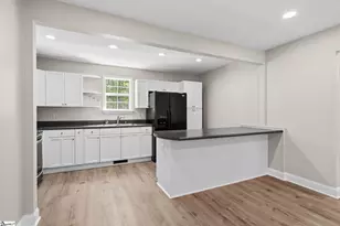 2140 Geer Hwy, Travelers Rest, SC 29690 - Photo 9