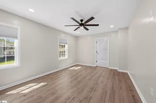 2140 Geer Hwy, Travelers Rest, SC 29690 - Photo 13