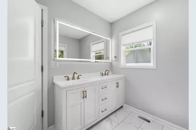 2140 Geer Highway, Travelers Rest, SC 29690 - Photo 21