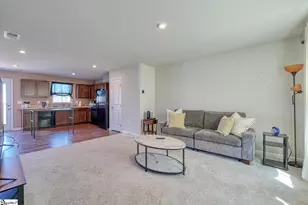 2225 Bassinger Ct, Wellford, SC 29384 - Photo 5