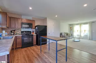 2225 Bassinger Ct, Wellford, SC 29384 - Photo 7