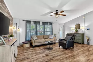 107 Lakeview Dr, Inman, SC 29349 - Photo 9