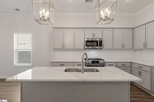7055 New Horizons Ln, Boiling Springs, SC 29316 - Photo 3