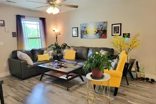 25 Pamela Dr, Greenville, SC 29611 - Photo 7