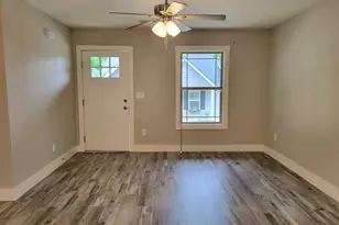 25 Pamela Dr, Greenville, SC 29611 - Photo 9