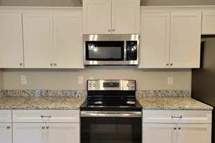 25 Pamela Dr, Greenville, SC 29611 - Photo 7