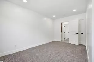 321 S High St, Spartanburg, SC 29307 - Photo 13