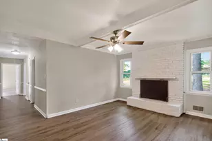 234 Greencreek Dr, Spartanburg, SC 29301 - Photo 9