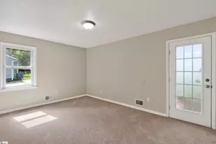 234 Greencreek Dr, Spartanburg, SC 29301 - Photo 17