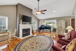 111 Brooke Lee Cir, Taylors, SC 29687 - Photo 5