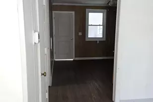 401 W Pitts St, Clinton, SC 29325 - Photo 5