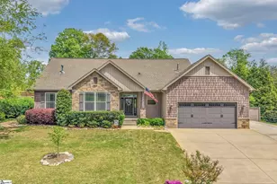 225 Bayswater Ln, Greer, SC 29651 - Photo 1