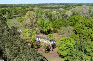 110 Rhodes Dr, Enoree, SC 29335 - Photo 13