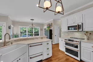400 Ladykirk Ln, Greer, SC 29650 - Photo 9