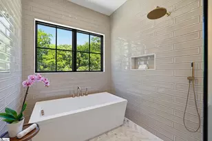 101 Sherwood St, Greenville, SC 29601 - Photo 33