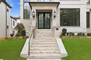 101 Sherwood St, Greenville, SC 29601 - Photo 3