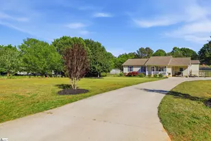 290 Dickson Rd, Campobello, SC 29322 - Photo 19