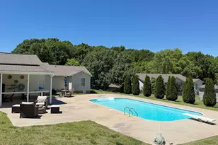 290 Dickson Rd, Campobello, SC 29322 - Photo 19