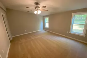 560 Carousel Rd, Gray Court, SC 29645 - Photo 11