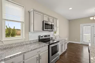 2045 Holly Springs Rd, Inman, SC 29349 - Photo 11