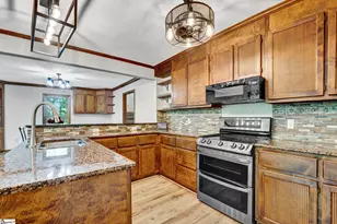 105 Summer Creek Ct, Greer, SC 29650 - Photo 11