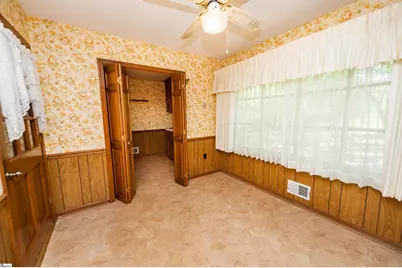 130 Sharcliff Road, Cowpens, SC 29330 - Photo 5
