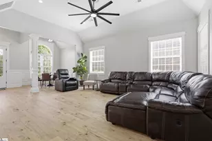 100 Courtyard Dr, Anderson, SC 29621 - Photo 5