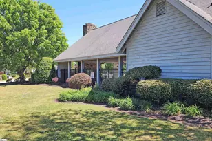 605 Summitbluff Dr, Greenville, SC 29617 - Photo 37