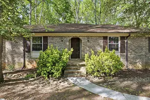 122 Bellview Dr, Taylors, SC 29687 - Photo 3