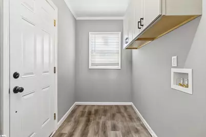 809 E Ferguson Street, Clinton, SC 29325 - Photo 11